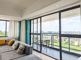 Monarch Condos – Upperhill