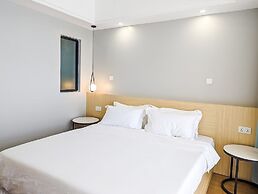 Monarch Condos – Upperhill