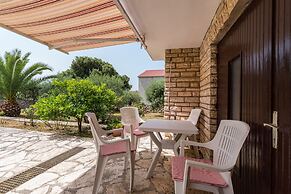 Apartment Ljubica With Nice Garden 2