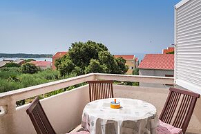 Apartment Ljubica With Nice Garden 3