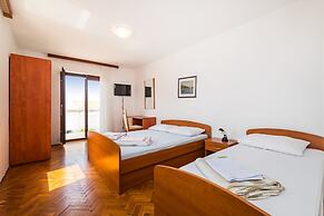 Apartment Ljubica With Nice Garden 3