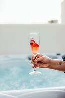 Num Suites & Lofts Athens