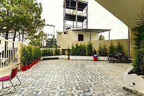 Hotel Shiva Lake Mussorrie