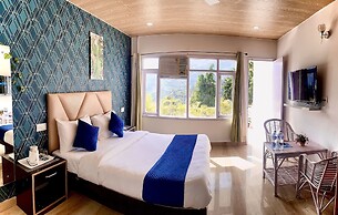 Hotel Shiva Lake Mussorrie