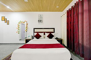 Hotel Shiva Lake Mussorrie