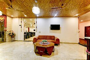 Hotel Shiva Lake Mussorrie