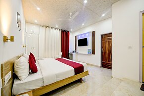 Hotel Shiva Lake Mussorrie