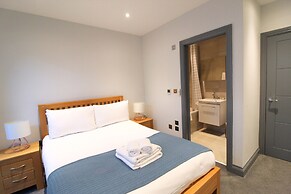 Ealing Broadway by Viridian Apartments