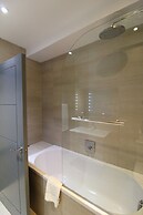 Ealing Broadway by Viridian Apartments