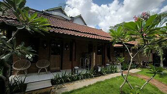 Villa Setumbu by Cocotel