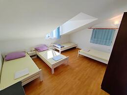 Close to Center Apartment Poly 1 G