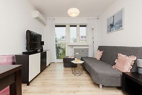 Apartment With 1 Bedroom by Renters