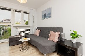 Apartment With 1 Bedroom by Renters