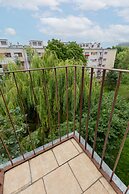 Apartment With 1 Bedroom by Renters