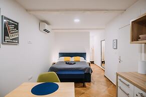 Art Deco Dubrovnik Apartments by DuHomes