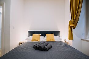 Art Deco Dubrovnik Apartments by DuHomes