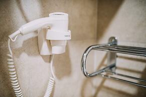 Art Deco Dubrovnik Apartments by DuHomes