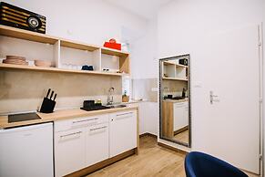 Art Deco Dubrovnik Apartments by DuHomes