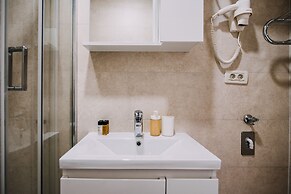 Art Deco Dubrovnik Apartments by DuHomes