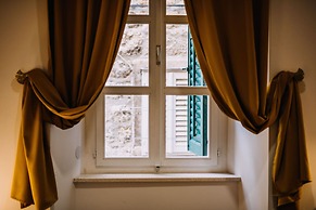 Art Deco Dubrovnik Apartments by DuHomes