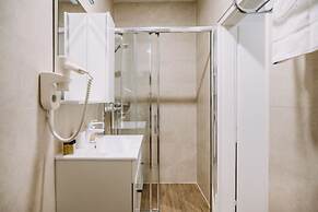 Art Deco Dubrovnik Apartments by DuHomes