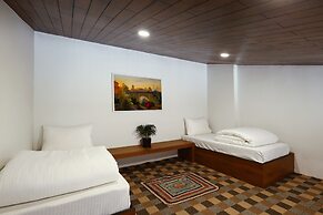 The Voyage by Kaizen, Manali