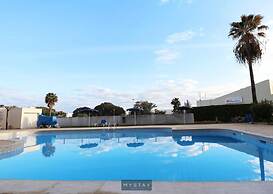 MyStay - Bellavista Pool & Beach