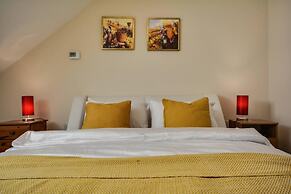 Lovely 3 Bed House in Runcorn