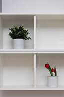 Apartment With Bathub by Renters