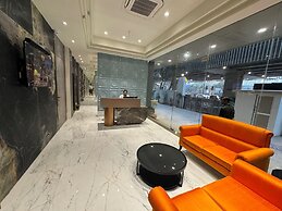 HOTEL MUMBAI HOUSE VALNAI MALAD