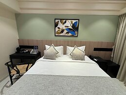 HOTEL MUMBAI HOUSE VALNAI MALAD