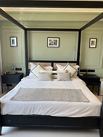 HOTEL MUMBAI HOUSE VALNAI MALAD