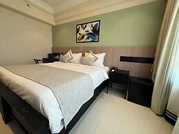 HOTEL MUMBAI HOUSE VALNAI MALAD