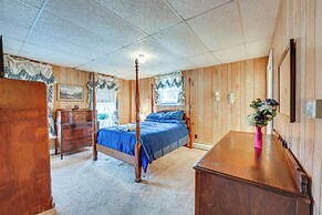 Pet-friendly Franklinville Farmhouse w/ Sunroom!