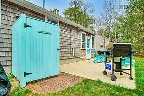 South Dennis Vacation Rental ~ 5 Mi to Beach!