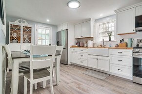 South Dennis Vacation Rental ~ 5 Mi to Beach!