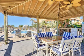 Updated Dauphin Island Condo w/ Pool & Gulf Views!