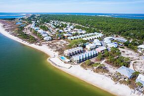 Updated Dauphin Island Condo w/ Pool & Gulf Views!