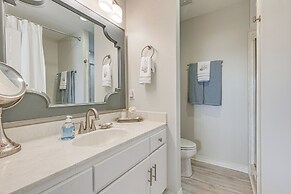 Updated Dauphin Island Condo w/ Pool & Gulf Views!