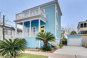Galveston Getaway w/ Patio Near Porretto Beach!