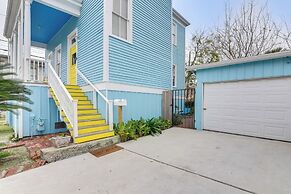 Galveston Getaway w/ Patio Near Porretto Beach!