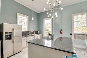 Galveston Getaway w/ Patio Near Porretto Beach!