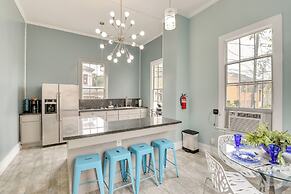 Galveston Getaway w/ Patio Near Porretto Beach!