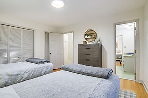 Lakefront Raleigh Home w/ Deck: 12 Mi to Downtown!