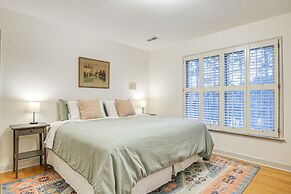 Lakefront Raleigh Home w/ Deck: 12 Mi to Downtown!