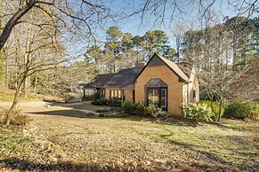 Lakefront Raleigh Home w/ Deck: 12 Mi to Downtown!