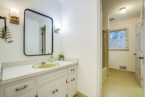 Lakefront Raleigh Home w/ Deck: 12 Mi to Downtown!