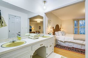 Lakefront Raleigh Home w/ Deck: 12 Mi to Downtown!