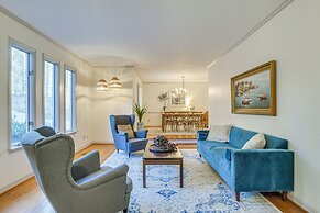 Lakefront Raleigh Home w/ Deck: 12 Mi to Downtown!