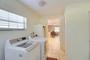 10 Mi to Lake Sumter: Home w/ Deck in Summerfield